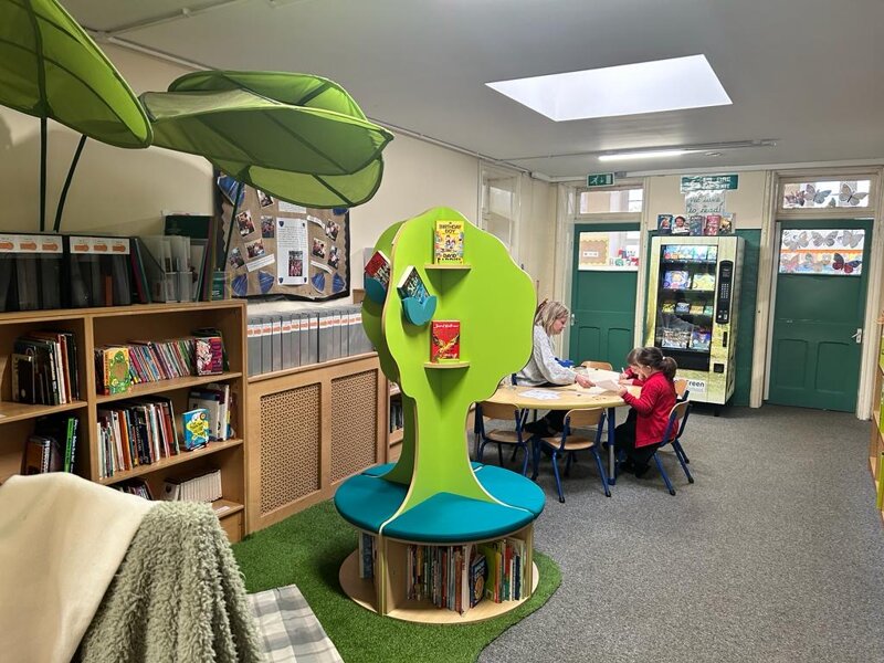 Image of The Reading Tree